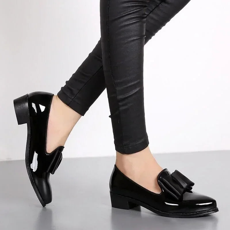JULIETTE | Ballerines Élégantes avec Nœud Décoratif Verni